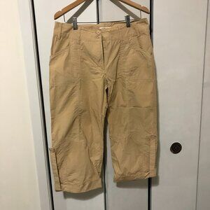 Cherokee Ladies Tan Capris Waist 33"